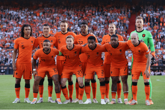 费闪耀双响,荣膺曼联战,平伯恩茅斯,3377体育官网,3377体育网页版入口,3377体育h5在线官网,3377体育app下载